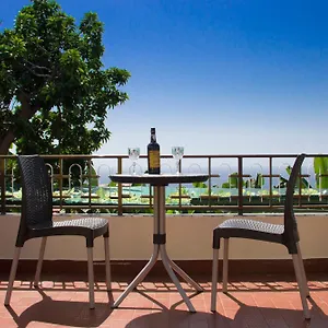 Gasthof Tabua Village, Ribeira Brava